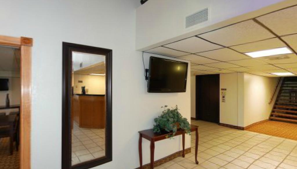Econo Lodge Kansas City Downtown North Zewnętrze zdjęcie